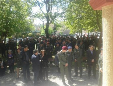 Θρήνος και οδύνη στην κηδεία του ταγματάρχη ΑΣ Δημοσθένη Γούλα (φωτό, βίντεο) (upd)